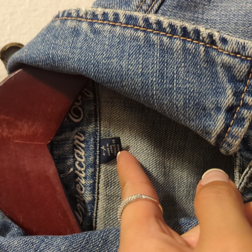 Jean Jacket (S) - Picture 2 of 3